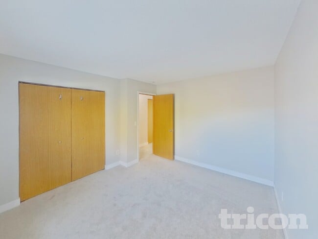 4507 Scott Trail, Saint Paul, MN 55122 - photo 7