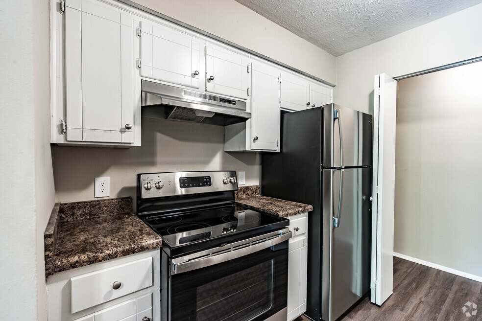 Haynes Manor Apartments, Murfreesboro, TN 37129 - photo 1