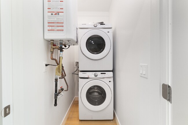 11814 Aviation Blvd unit 513, Inglewood, CA 90304 - photo 6