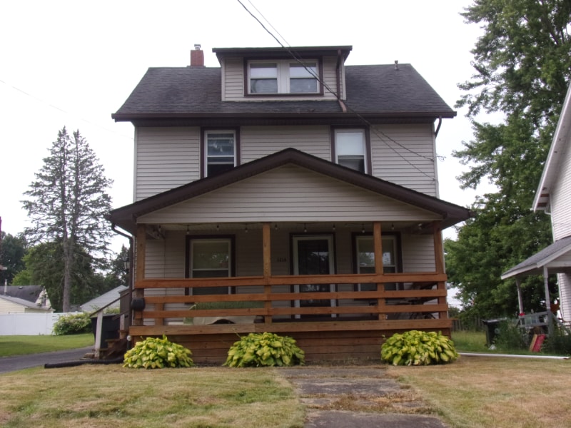1216 Edgewood St NE, Warren, OH 44483 - photo 1