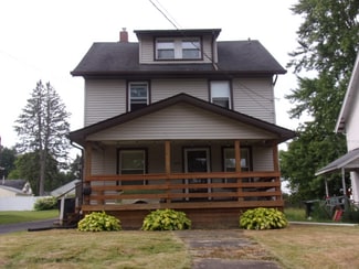 1216 Edgewood St NE, Warren, OH 44483