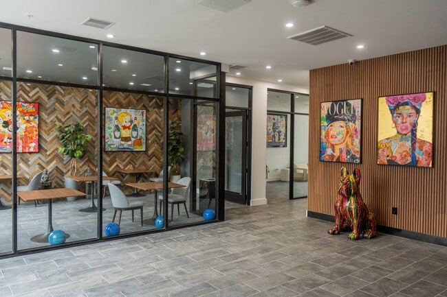 Vida By Gomes, Newark, NJ 07103 - photo 5