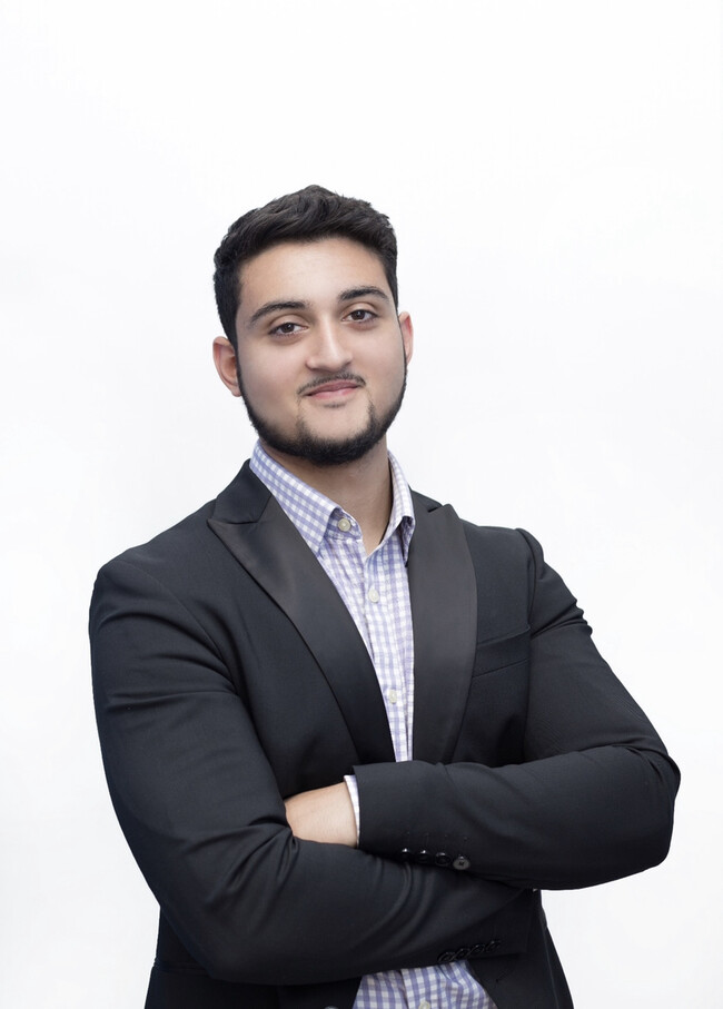 Agent Photo