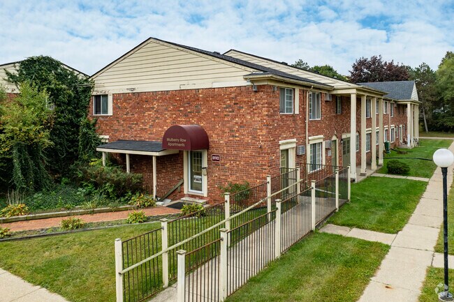 Mulberry Row Apartments, Ann Arbor, MI 48108 - photo 4