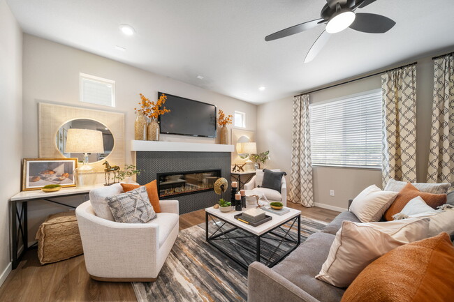 22362 E 38th Place, Aurora, CO 80019 - photo 2