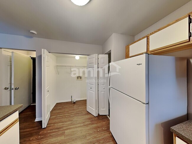 2202 Henning Place, Plainfield, IL 60586 - photo 4