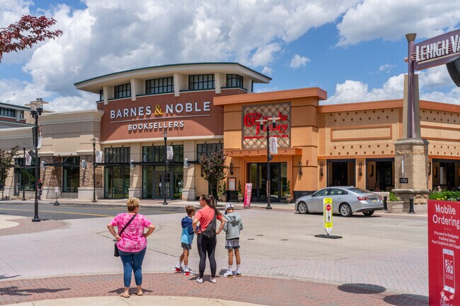 Not far from Highland Park, residents can visit the Lehigh Valley Mall for shopping or dining.
