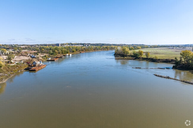 Many areas in Parkville boast amazing views of the Missouri River.