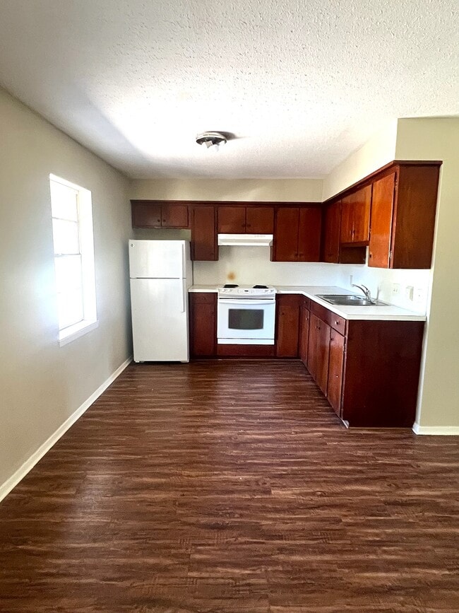 317 W School St unit D, Lake Charles, LA 70605 - photo 5