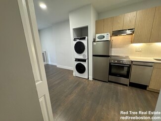 270 Newbury St Unit 10, Boston, MA 02116