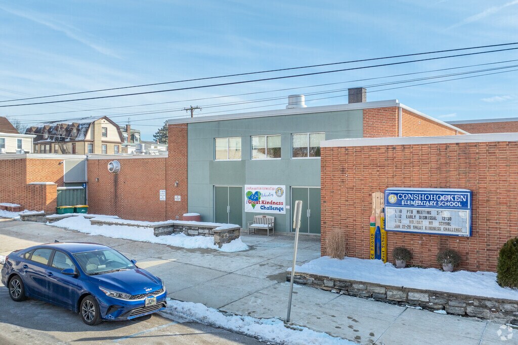 Conshohocken Elementary School receives an overall A- grade from niche.com.
