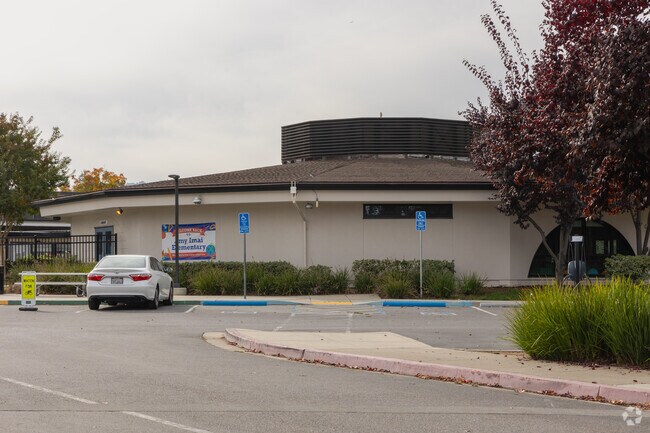 Amy Imai Elementary School is a great public school option in Mountain View.