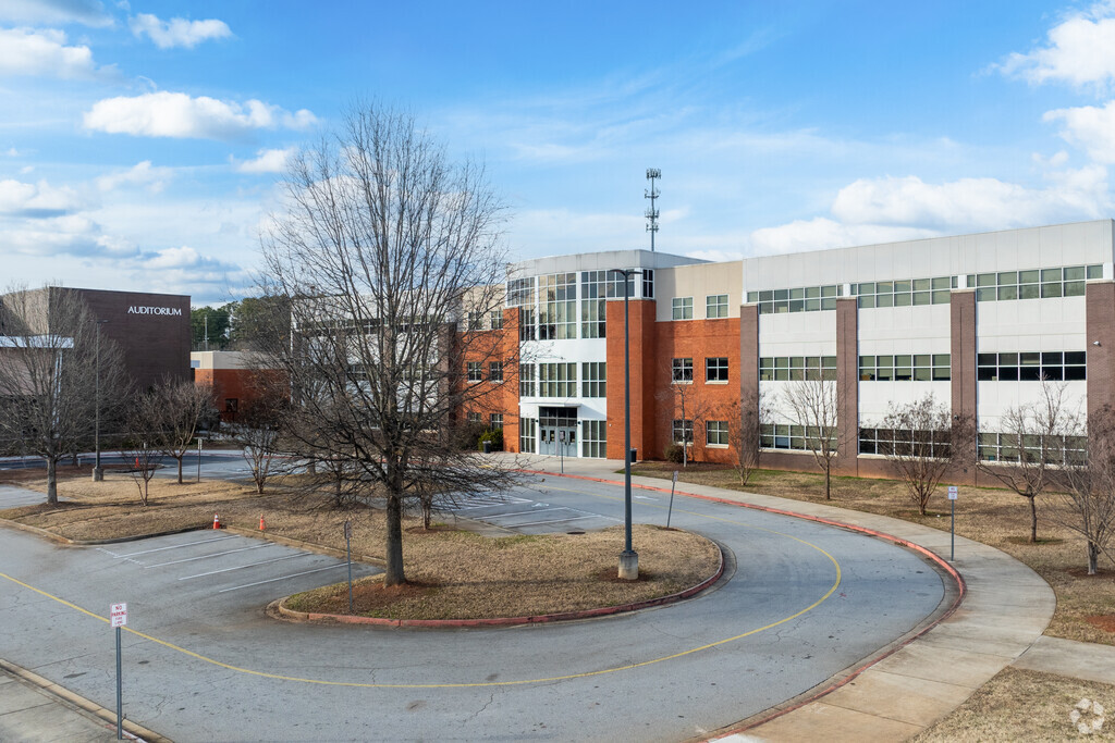 South Cobb High School follows the curriculum of the Cobb County School District.