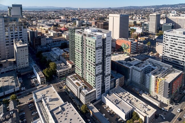 SKAIA, Oakland, CA 94612 - photo 2