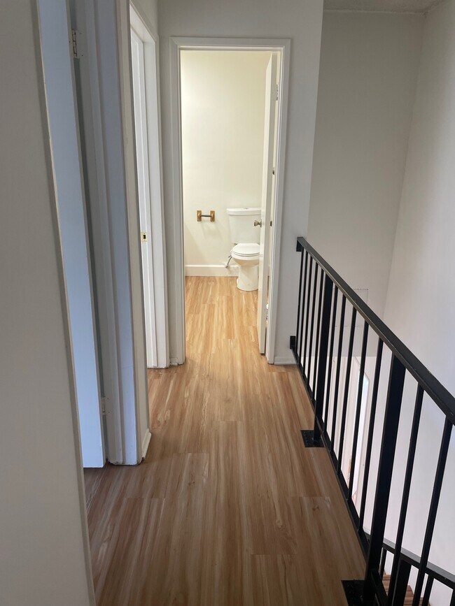 11515 Ohio Ave, Los Angeles, CA 90025 - photo 7