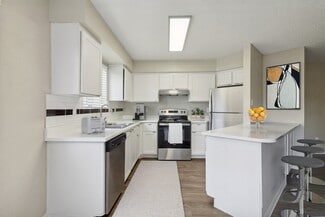2001 Ramrod Ave, Henderson, NV 89014