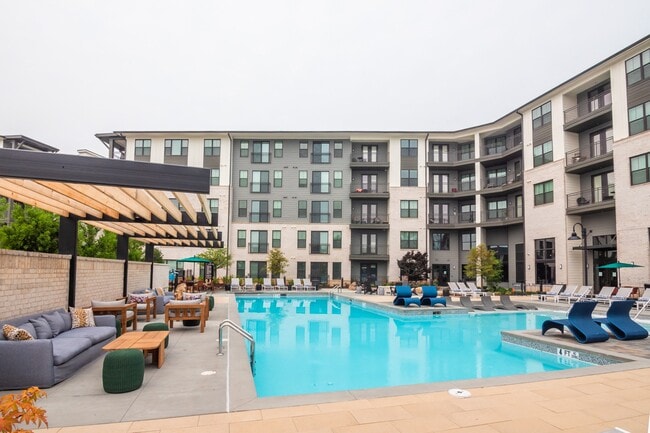 Resort-style Saltwater Swimming Pool with Tanning Ledges