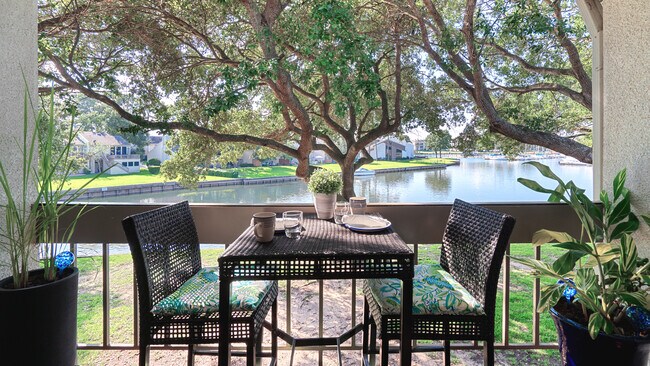 12100 Melville Dr unit 610F, Montgomery, TX 77356 - photo 5