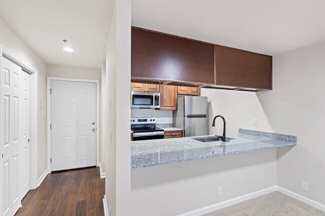 The Carriage House, Bothell, WA 98011 - photo 2