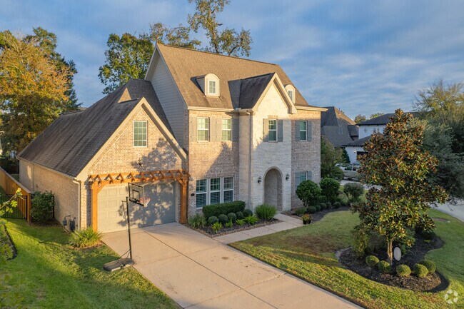 Wood Forest reflects a harmonious blend of traditional and contemporary designs.