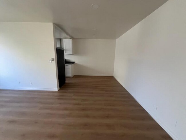 3636 Mentone Ave unit 7, Los Angeles, CA 90034 - photo 2