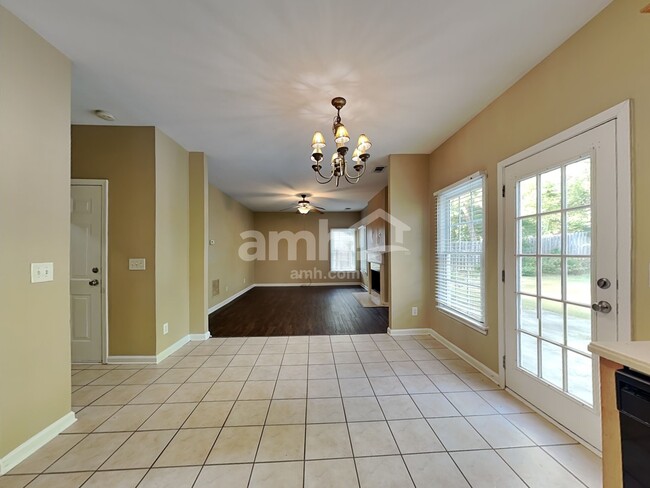 1701 Hillside Bend Crossing, Lawrenceville, GA 30043 - photo 4