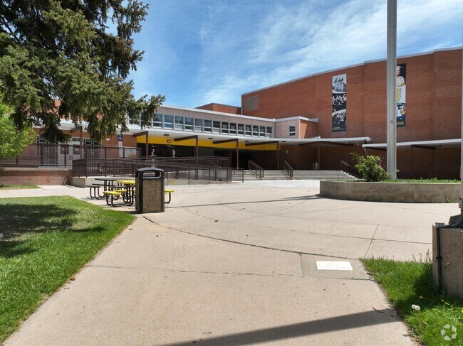Thomas Jefferson High School has an outdoor picnic area by the entrance.