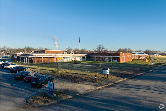Spring Hill Elementary School is located adjacent to Landsden Park.