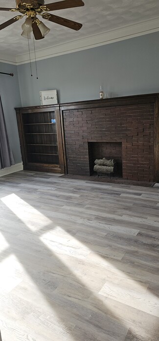 7712 S Carpenter St Unit 2, Chicago, IL 60620