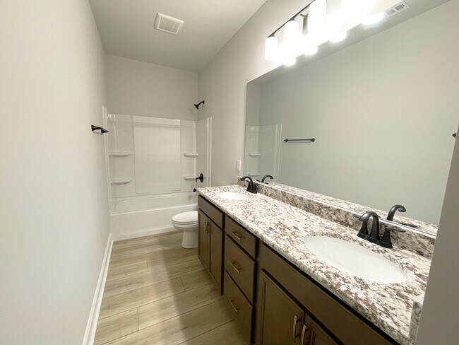 102 Hidden Meadows Dr, Lafayette, LA 70506 - photo 5