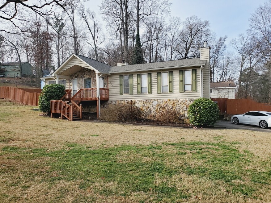 502 Tomahawk Trail, Woodstock, GA 30188 - photo 1