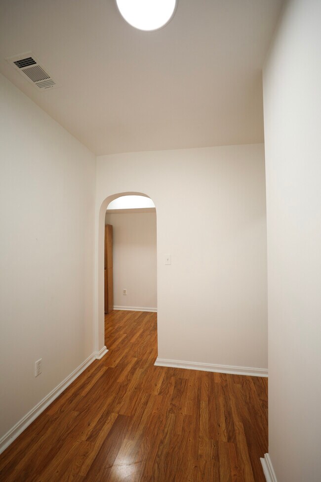 1305 Orren St NE unit 1, Washington, DC 20002 - photo 6