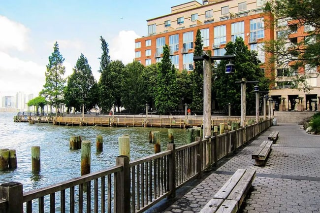 70 Battery Place unit 410, New York, NY 10280 - photo 4