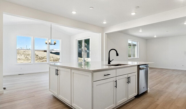 16897 Starfall Dr, Monument, CO 80132 - photo 4