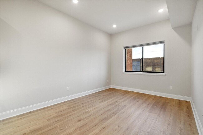 2157 E Lehigh Ave unit 211, Philadelphia, PA 19125 - photo 7