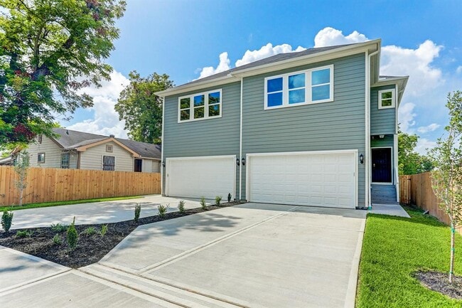 3128 Coal St unit A, Houston, TX 77026 - photo 2