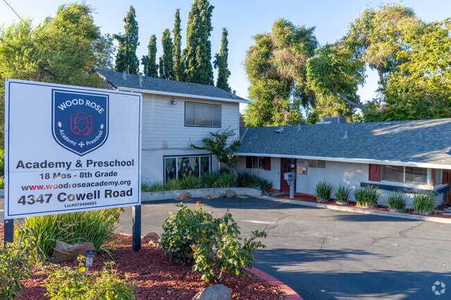 Wood Rose Academy provides K-8 students with an excellent classical education.