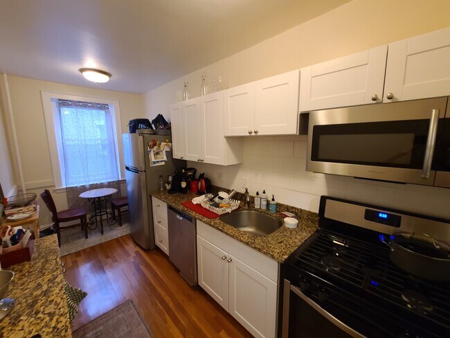 90 Kilsyth Rd unit 34, Brighton, MA 02135 - photo 2
