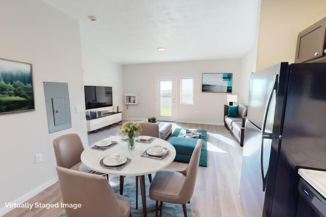 Maple Pass Apartments and Townhomes in Hartford, SD, Hartford, SD 57033 - photo 4