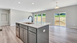 440 Bethpage Blvd Unit 36500382, Commercial Point, OH 43116
