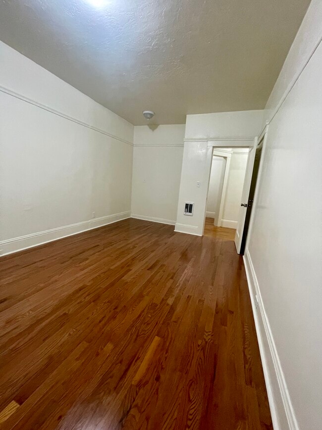 564 53rd St Unit 564, Oakland, CA 94609