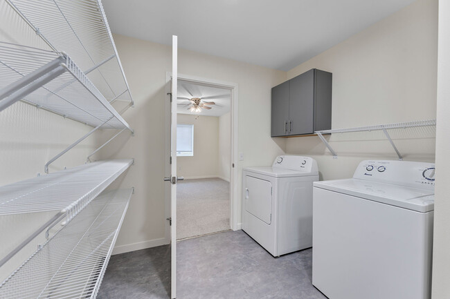 1 Bedroom, 1 Bath Lower Unit