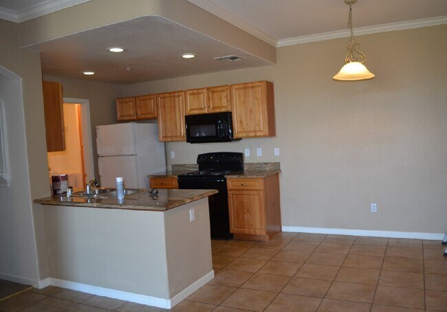 1360 Shady Ln unit 316, Turlock, CA 95382 - photo 5