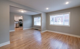 621 3rd St NW Unit 1, Grand Rapids, MI 49504