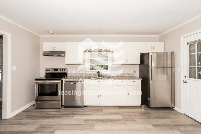 3054 Somerset Dr, Macon, GA 31206 - photo 6