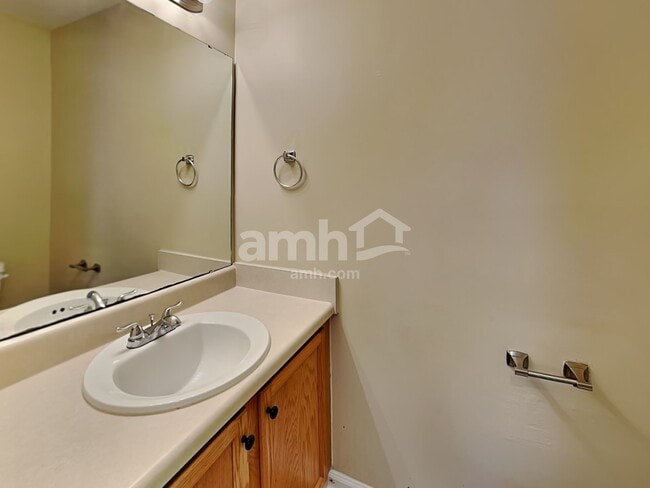 3941 Tyler Bluff Ln, Raleigh, NC 27616 - photo 7