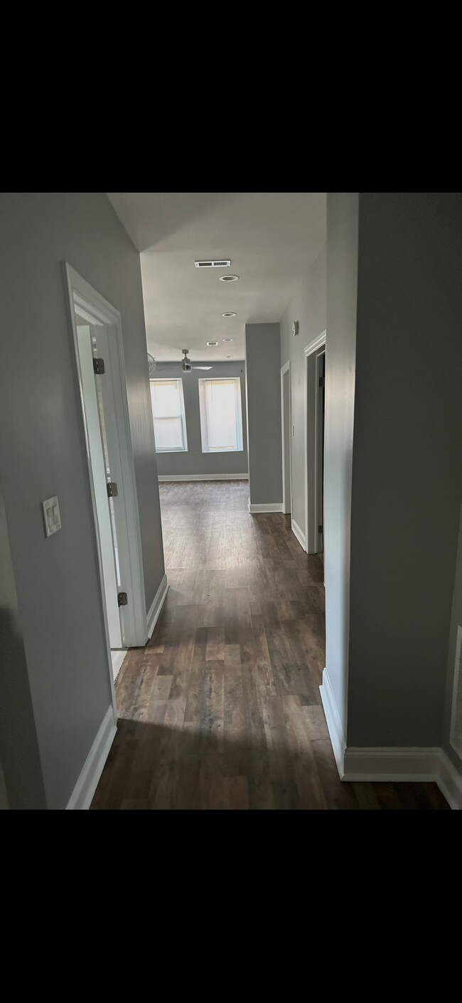 10747 S Michigan Ave Unit Apartment B, Chicago, IL 60628