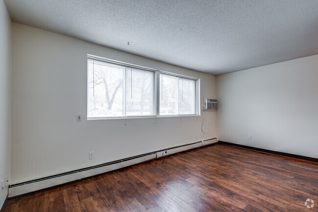 2600 Bryant Avenue S - 1BR, 1BA - 550SF - Unit 1 Living Room