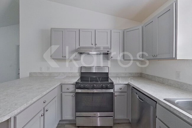 2852 SW 161st Loop, Ocala, FL 34473 - photo 6