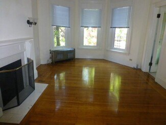 379 Commonwealth Ave, Boston, MA 02115